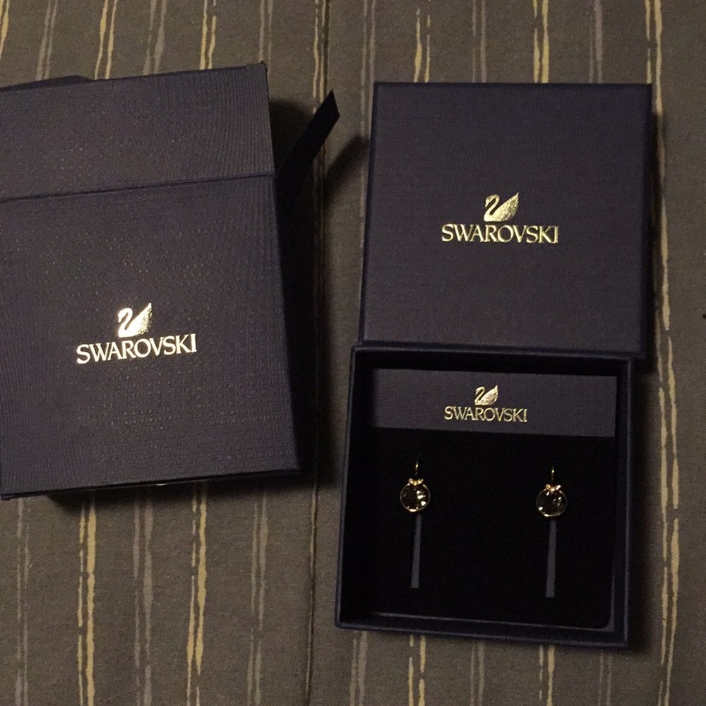 Swarovski Bella earrings